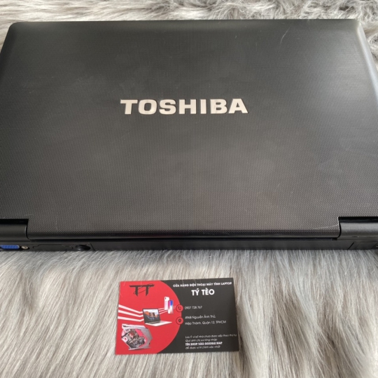 Toshiba i5 gen 2, Ram 4GB, SSD 120GB