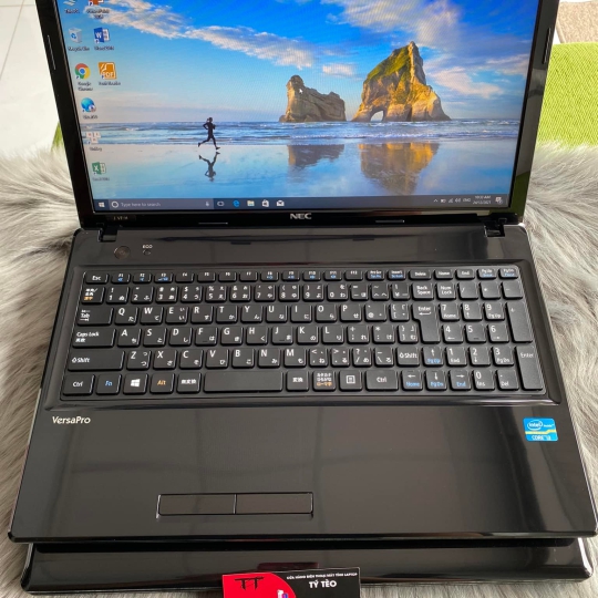 Laptop Nec i3 gen 2
