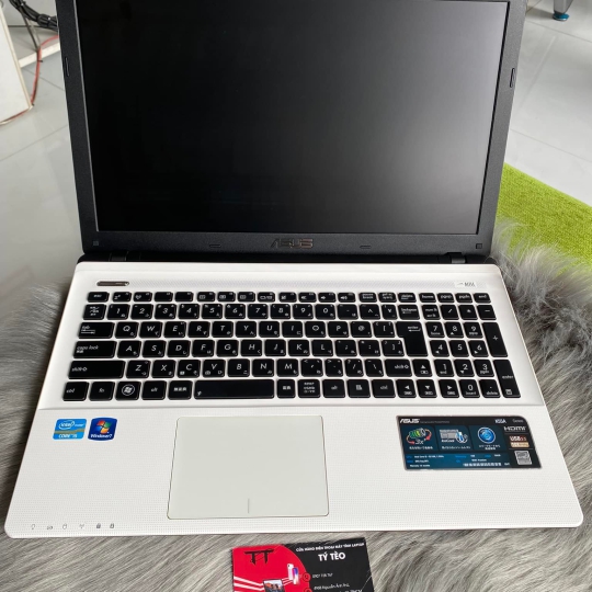 Laptop Asus White i5 gen 3