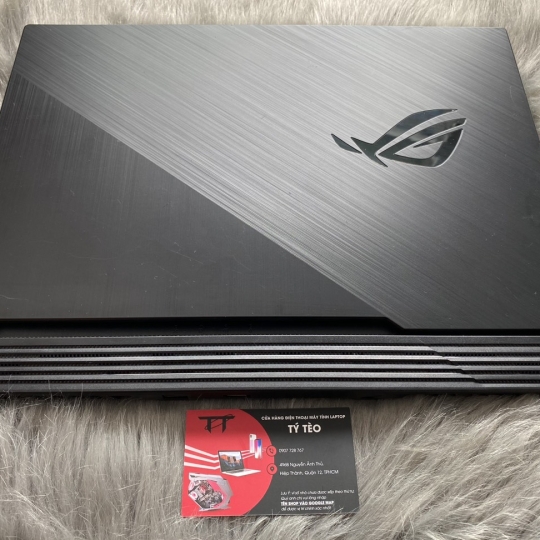 ASUS Rog Strix i7 gen 9